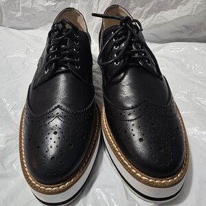 Shellys London Black Leather Oxfords with Tan Sole